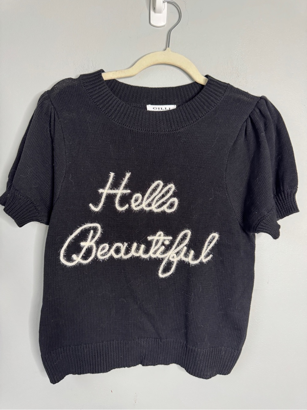 Gilli Black Short-Sleeve "Hello Beautiful" Sweater